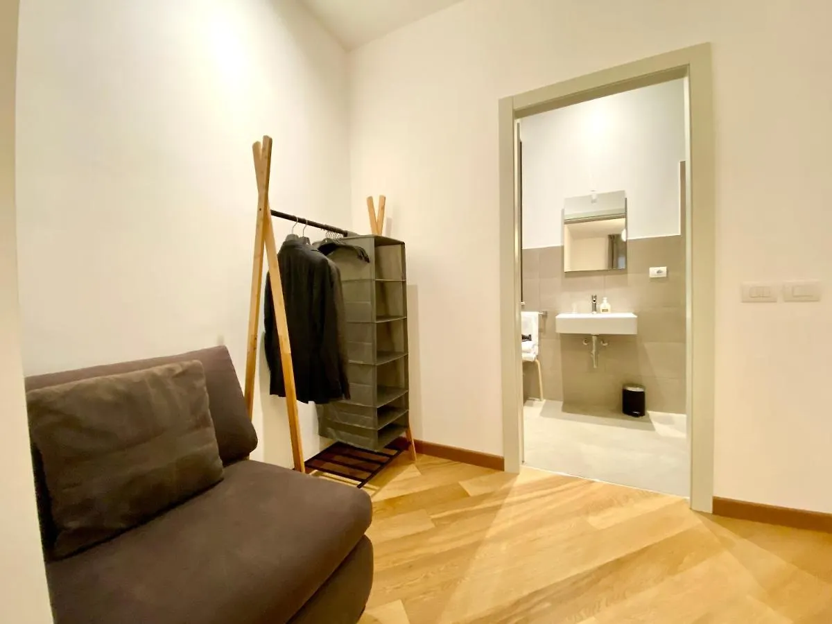 Gasthof Palazzina B - Smart Rooms Genua